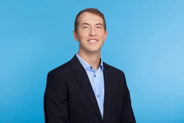 Dr. Colby J. Weaver